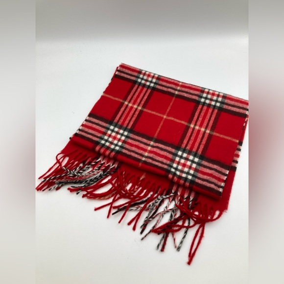 V. FRAAS Accessories - Cashmink Scarf V Fraas Red Plaid Pattern Acrylic with Fringe Soft NEW